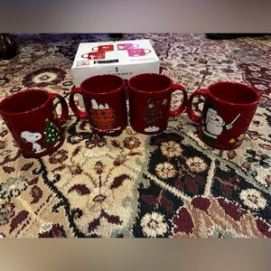 Waechtersbach Germany Peanuts Christmas Mugs Set of 4.